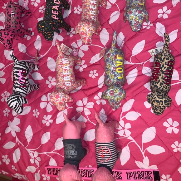 Victoria’s Secret Pink Dogs RARE - Picture 3 of 3